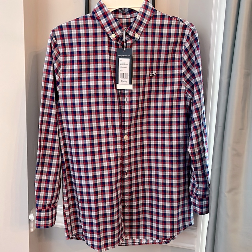 VINEYARD VINES Brand new with tags long sleeve dress shirt Boy size small (8-10)